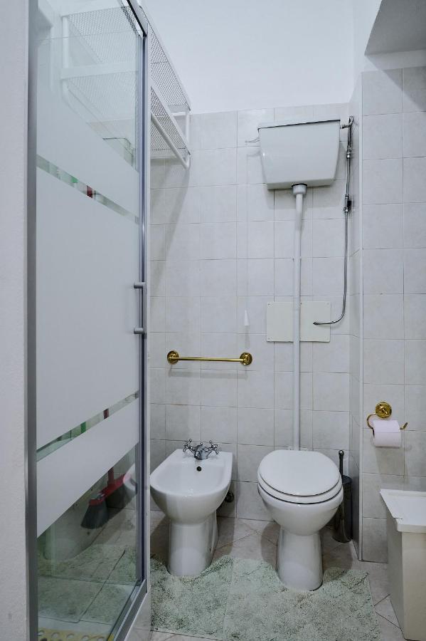 Xenia Apartments - Elegant Flat In The Center Of Milano Dış mekan fotoğraf